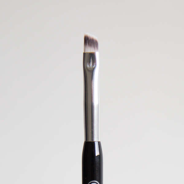 b81-1-belaran براش کرم پودر فلویید برند اواگاردن evagarden - بلاران