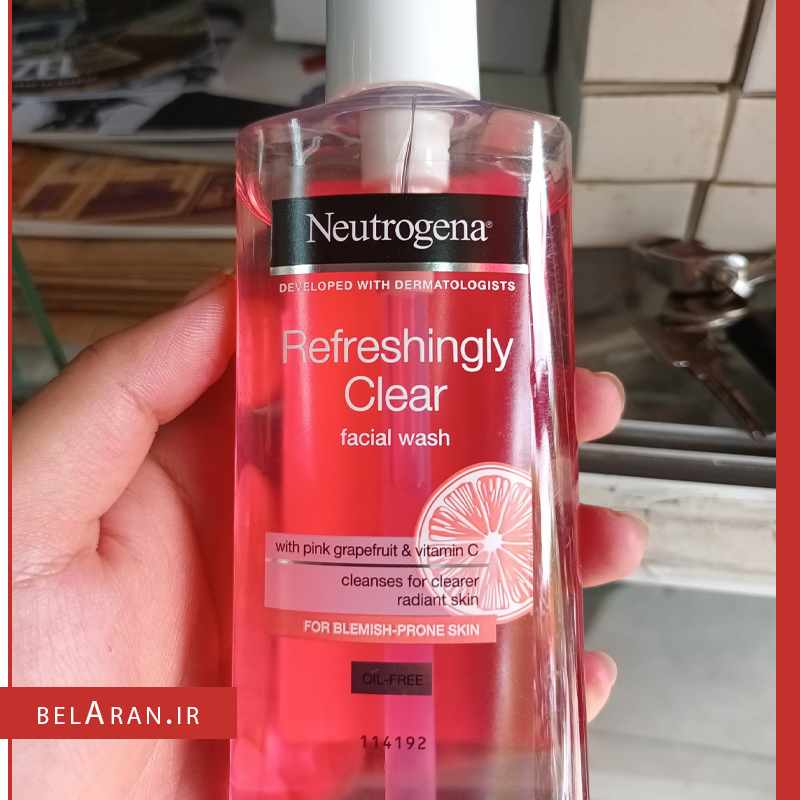 ژل شستشوی صورت گریپ فروت نوتروژینا-خرید لوازم آرایش اورجینال بلاران-index_belaranlux.com ژل شستشوی صورت گریپ فروت نوتروژینا-خرید لوازم آرایش اورجینال بلاران Neutrogena Refreshingly Clear Facial Wash with Pink Grapefruit and Vitamin
