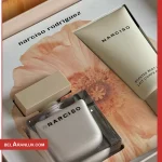 ست ادکلن و لوسیون بدن نارسیسو رودریگز-Narciso Rodriguez Poudree Eau de Parfum Spring Set and BODY LOTION-لوازم آرایش لوکس-محصولات نارسیسو رودریگز-لوازم آرایش اورجینال-بلاران